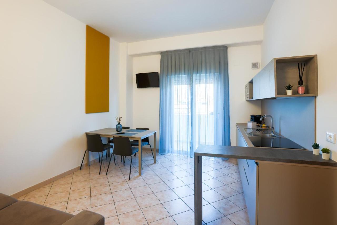 Smart And Sea Apartman Tortoreto Kültér fotó